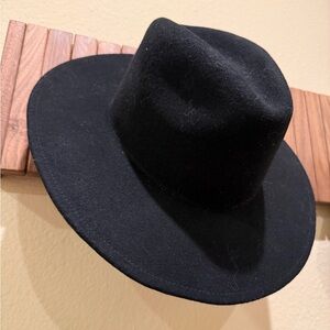 Men's Black Felt Fedora Hat - Timeless Wide Brim